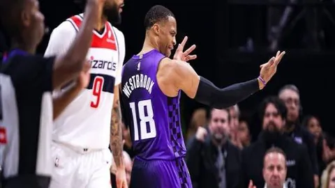 CBA常规赛：山东高速击败北京控股篮球赛